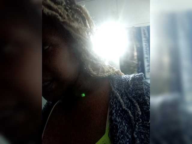 प्रसारण स्क्रीनशॉट TheeBilquiss