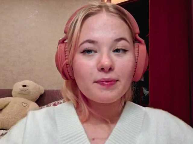 प्रसारण स्क्रीनशॉट TheressaLippi