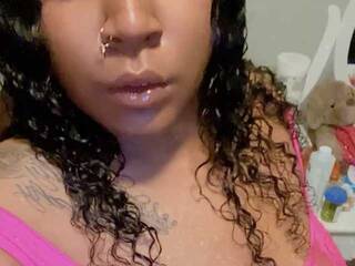 कामुक वीडियो चैट Thicaliciouss