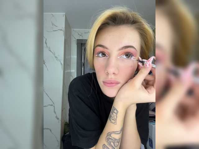 प्रसारण स्क्रीनशॉट TightTokyo