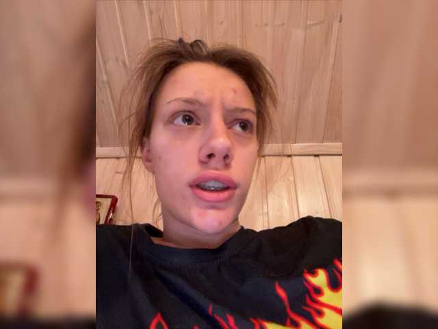 प्रसारण स्क्रीनशॉट TightTokyo