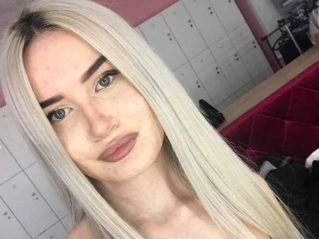 प्रोफ़ाइल की तस्वीर Tina-Shy