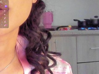 कामुक वीडियो चैट Tinny111