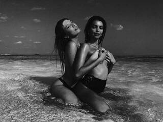 कामुक वीडियो चैट twogirls3