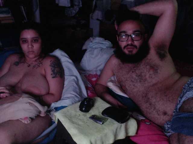 तस्वीरें Angie_Gabe IF U WANNA SOME ATTENTION JUST TIP. IF U WANNA SEE US FUCK HARD GO PVT AND WE CAN FUN TOGETHER. NOOOO FUCKING FREE SHOW