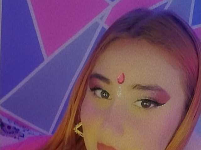प्रोफ़ाइल की तस्वीर Valentinaa20