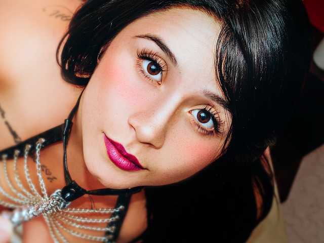 प्रोफ़ाइल की तस्वीर Valerie-Saenz