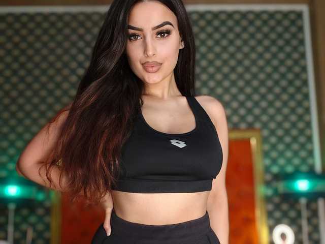 प्रोफ़ाइल की तस्वीर -VALERIIAA-