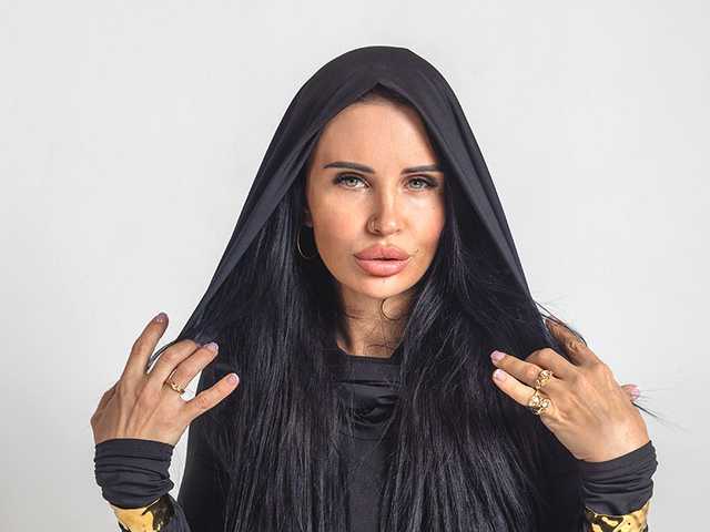 प्रोफ़ाइल की तस्वीर VampIrina11