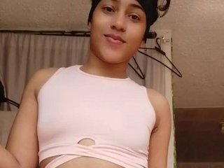 कामुक वीडियो चैट vickysex77