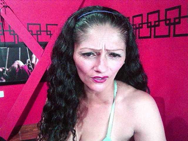 प्रसारण स्क्रीनशॉट VikaMoans