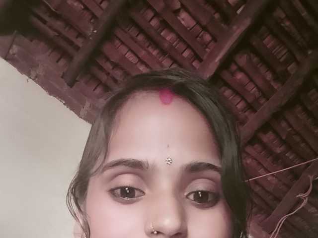 प्रोफ़ाइल की तस्वीर Hot_wife