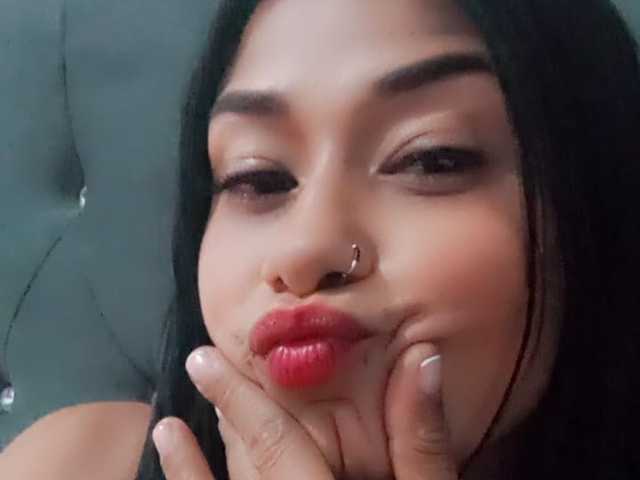 प्रोफ़ाइल की तस्वीर Violeta-ass-hot1