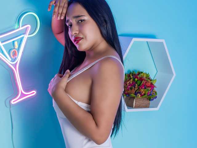 प्रोफ़ाइल की तस्वीर violeta-thequeen