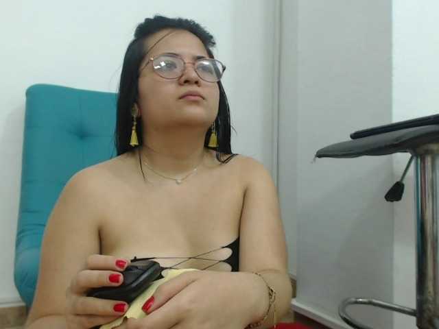 तस्वीरें Violetaloving hello lovers im violeta fun girl with big ass make me wet and show naked --LUSH ON --MAKE ME MOAN buy controle me toy and make me cum *i love roleplay and play oil * i do anal squrit and play pussy *I HAVE BIG CURVES AND CUTEFEET