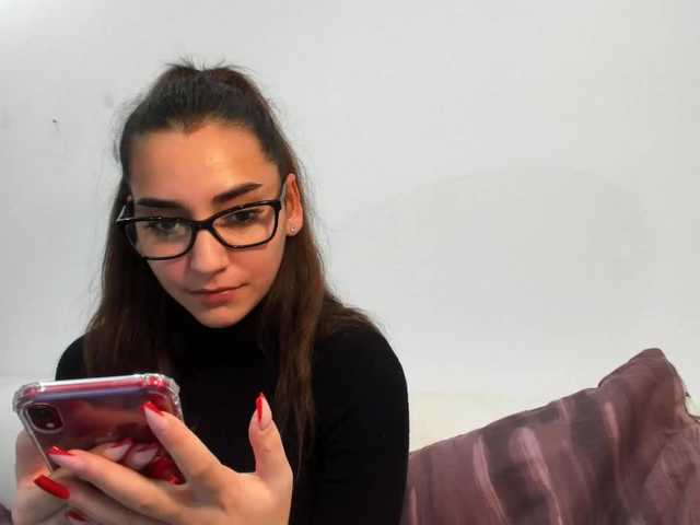 प्रसारण स्क्रीनशॉट violetmyers18