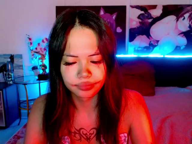 तस्वीरें VioricaDi Welcome to my Room ! Best place for relax and your naughty dream #asian#teen#toys#dildo#lush#strip