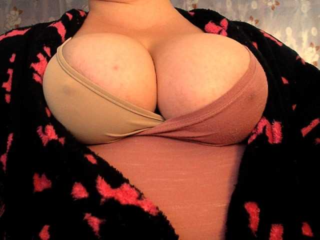 प्रसारण स्क्रीनशॉट VIPLLLaraVIP