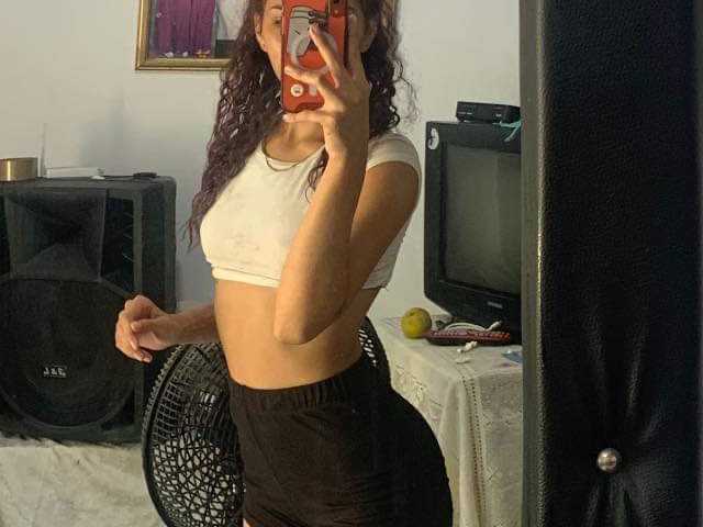 प्रोफ़ाइल की तस्वीर vnessa-dash