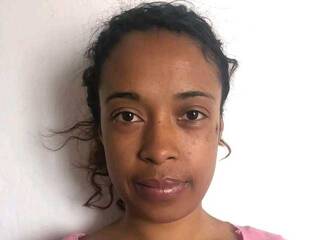 कामुक वीडियो चैट Vololonirina2