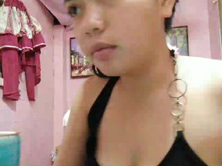 कामुक वीडियो चैट hornylittleprincess69