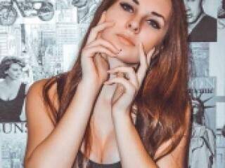 कामुक वीडियो चैट yanagrey96