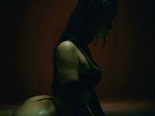 कामुक वीडियो चैट Mollllli