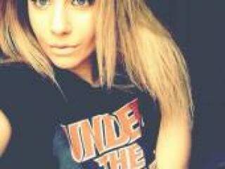 कामुक वीडियो चैट yanochkka