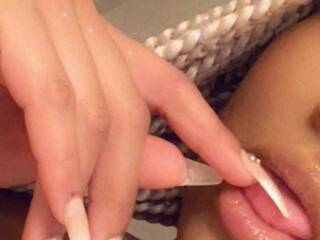 कामुक वीडियो चैट Yiauana