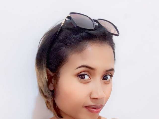 प्रोफ़ाइल की तस्वीर YoungNatie