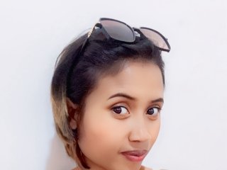 कामुक वीडियो चैट YoungNatie
