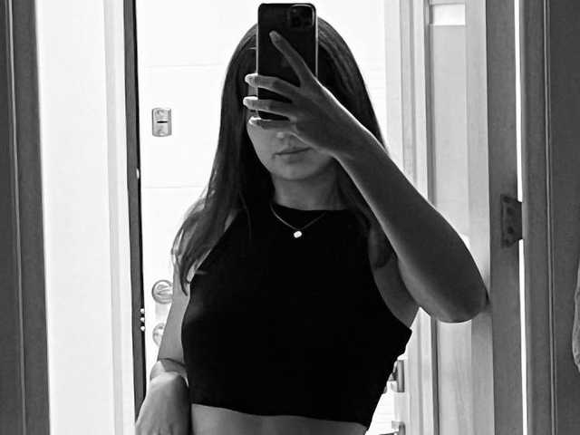 प्रोफ़ाइल की तस्वीर KristinaMedow