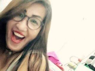 कामुक वीडियो चैट yvette2016