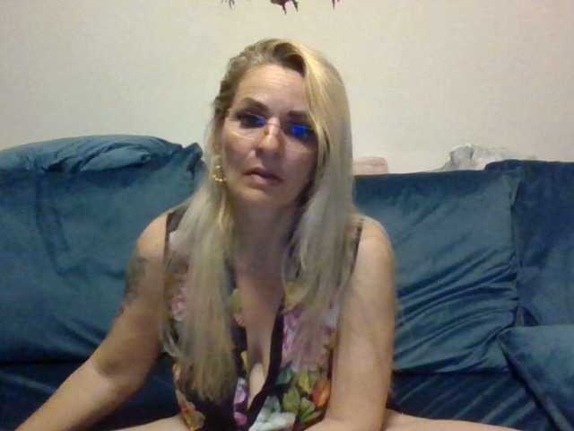 प्रसारण स्क्रीनशॉट yzabel