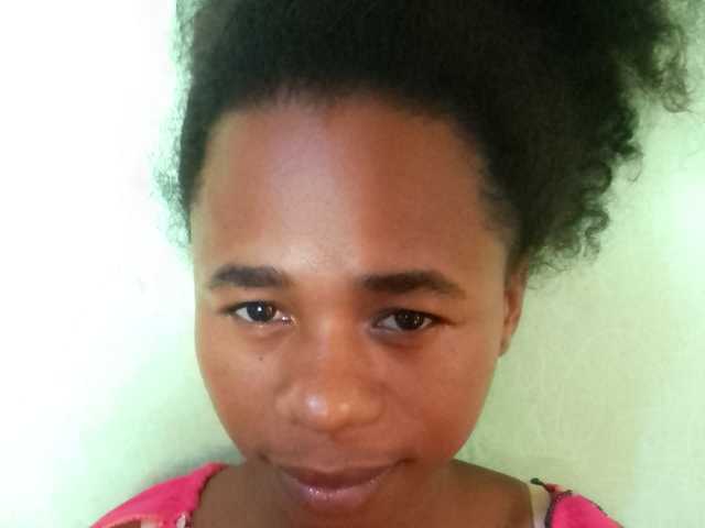 प्रोफ़ाइल की तस्वीर Zafimanelle