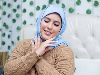 कामुक वीडियो चैट Zahida-