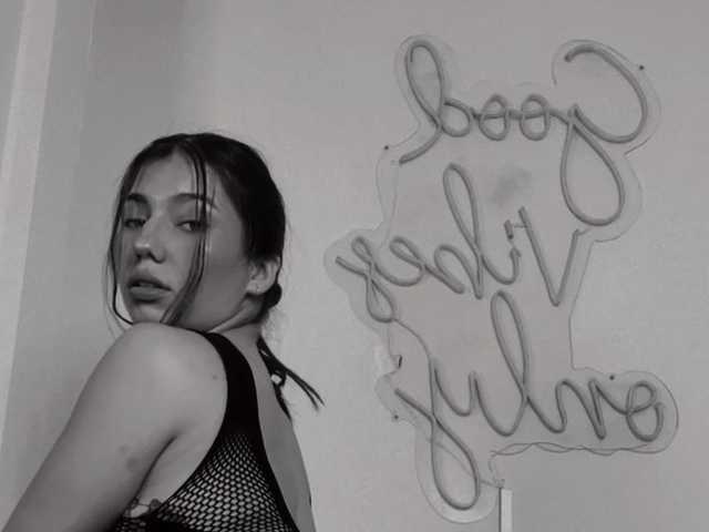 प्रोफ़ाइल की तस्वीर ZaraMarti