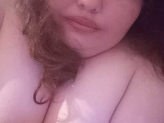 प्रसारण स्क्रीनशॉट Zhennettt