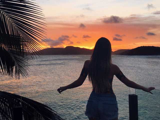 प्रोफ़ाइल की तस्वीर zoe77