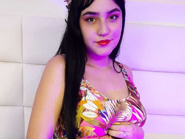 प्रोफ़ाइल की तस्वीर ZoeBunny-
