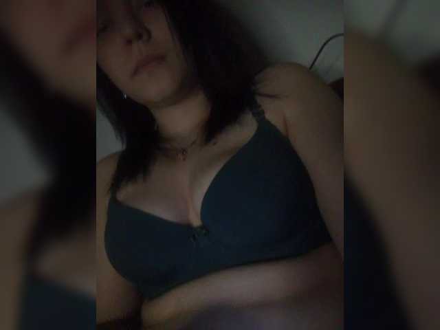 प्रसारण स्क्रीनशॉट PeachyAlice