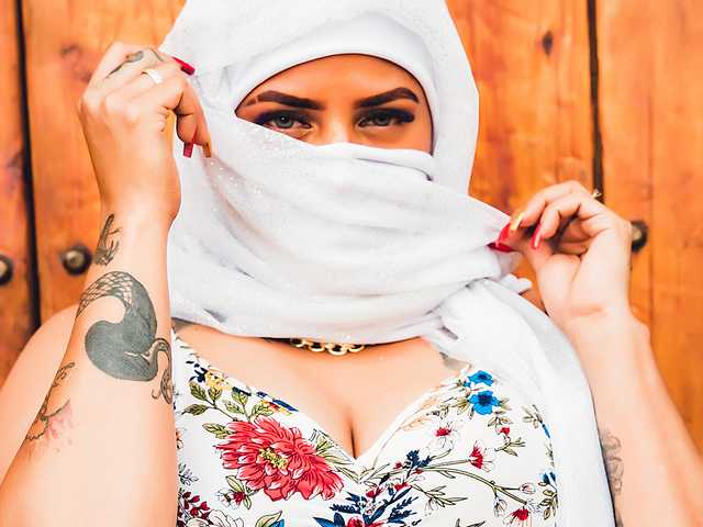 प्रोफ़ाइल की तस्वीर zully-arabb